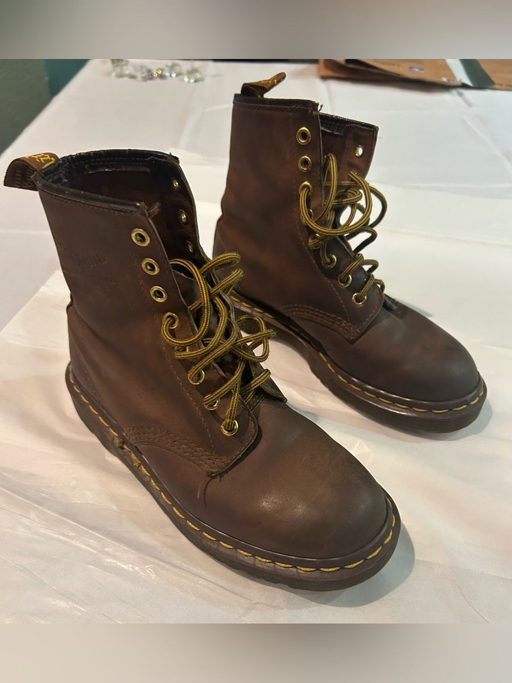 Martens Vintage Aztec Crazy Horse 1460z Original 8 Hole Boots